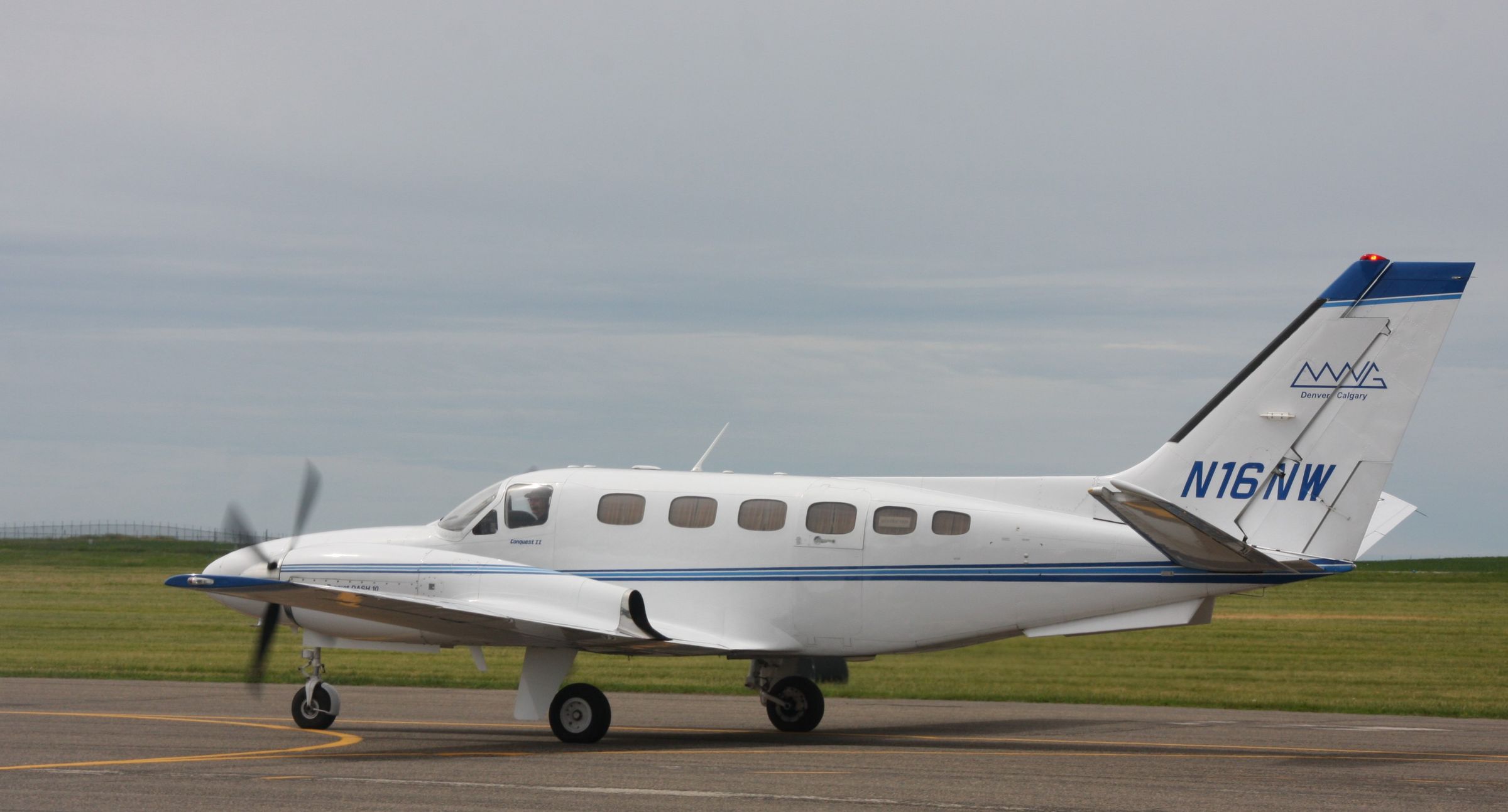 Cessna Conquest II in profile